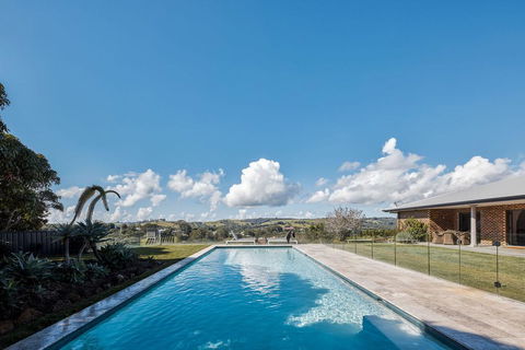 99 Acres Bangalow Retreat - Accommodation BNB 0