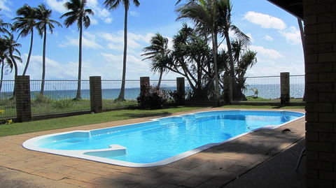 ABSOLUTE BEACH FRONT MACKAY - Comfort Resort Blue Pacific - Accommodation BNB 1