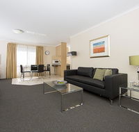 Accommodate Canberra - Kingston Court - Accommodation BNB