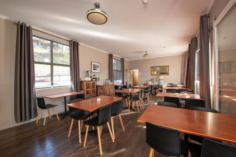Diana Alpine Lodge - Accommodation BNB 3