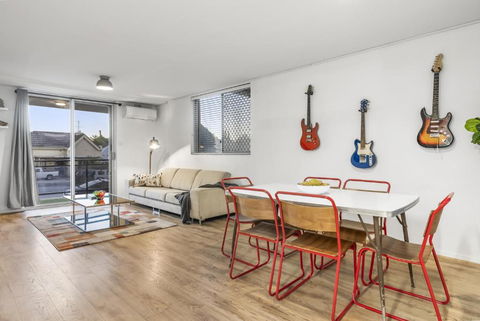 EAST4 - Vintage Vibes East Freo 2B 1BA - Accommodation BNB 0