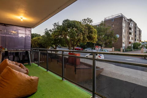 EAST4 - Vintage Vibes East Freo 2B 1BA - Accommodation BNB 3