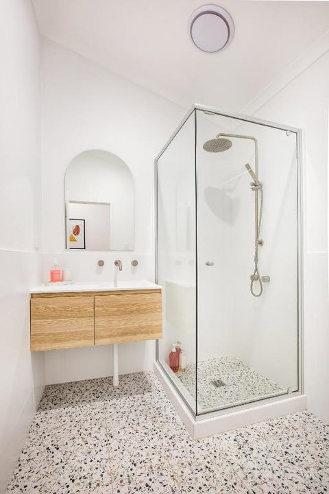 EM Apartments - Accommodation BNB 2