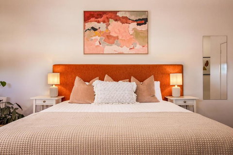 EM Apartments - Accommodation BNB 0