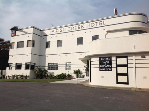 Fish Creek Hotel - Accommodation BNB 1