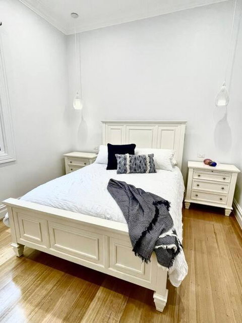 Garden Cottage - Accommodation BNB 4