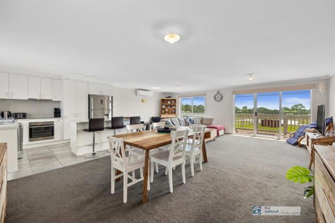 Glory Days Lodge - Accommodation BNB 4