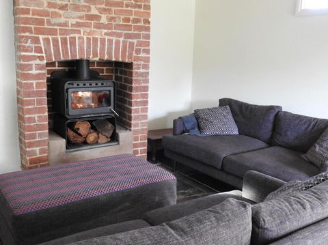 Grape Pickers Cottage - Accommodation BNB 2