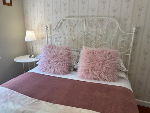 Growse House 2BR - Accommodation BNB 3