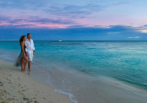 Green Island Resort - Accommodation BNB 3