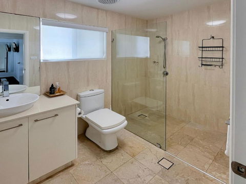 H2O Holiday Apartments Unit 12 - Accommodation BNB 3