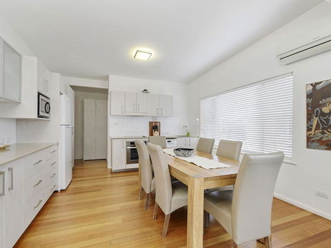 H2O Holiday Apartments Unit 13 - Accommodation BNB 4