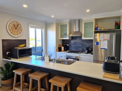 Hamilton House - Accommodation BNB 2
