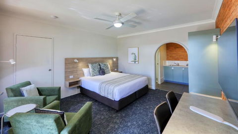 Hamilton Henry Parkes Motor Inn - Accommodation BNB 0