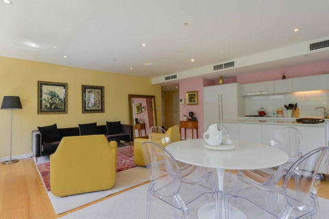 HAZEL Chapel St Socialite. Pool, Spa & Gym - Accommodation BNB 1