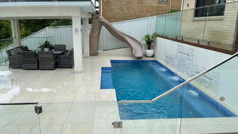 HEATed Pool, Lake & Beach, Luxury 5 B/R House - Accommodation BNB 2