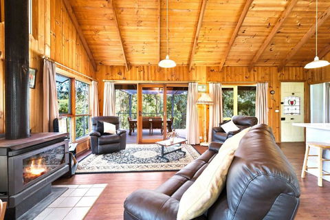HILLSIDE HOUSE - Accommodation BNB 3