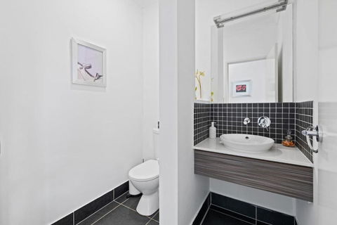 Holiday Paradise 4BR Pool BBQ Parking Near Mall N Park - Accommodation BNB 1