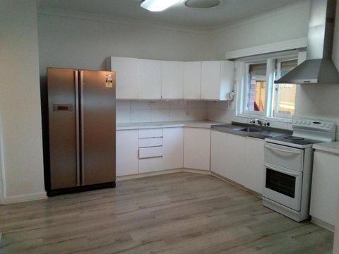 Homestay Upon Kenwick Station - Accommodation BNB 0