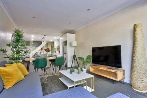 Ideal 3 Bedroom House City Centre Glebe 2 E-Bikes Included - Accommodation BNB 2