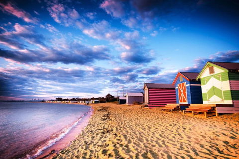 Indulge Luxury Holiday Near Brighton Beach With Private Garden Parking - Accommodation BNB 3