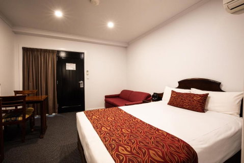 Hotel Settlers - Accommodation BNB 3