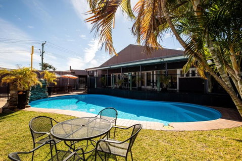 Hotel Settlers - Accommodation BNB 0