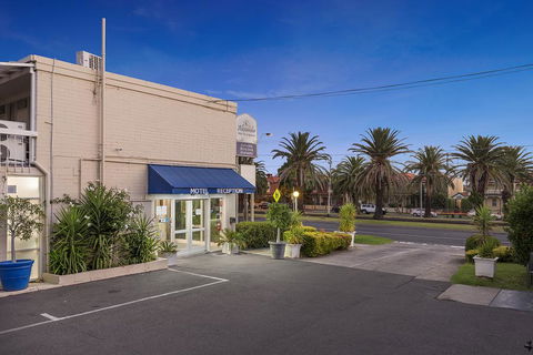 Alexander Motor Inn And Apartments - Accommodation BNB 2