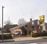 All Travellers Motor Inn - Accommodation BNB