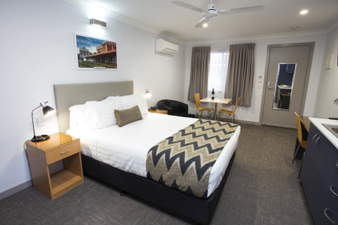 Altitude Motel Apartments - Accommodation BNB 2