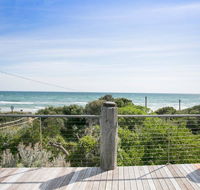 Anchor Beachfront Retreat - Accommodation BNB