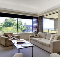 Anchorage Harbourside - magnificent views - Accommodation BNB