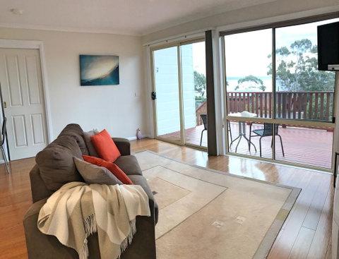 Angasi Apartment On Highcrest - Accommodation BNB 3