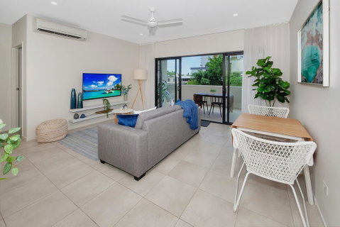 Apartment Close To The City Life On Lake 3 - Accommodation BNB 2