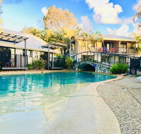 Apartment in 4  Resort - pool views - great location - Accommodation BNB