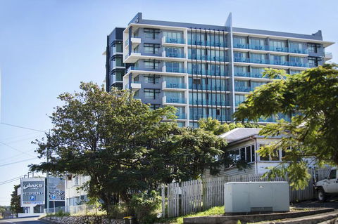 Apartments @ 79 Goondoon - Accommodation BNB 1