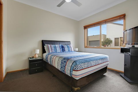 Apartments On Church - Unit 7 - Accommodation BNB 1