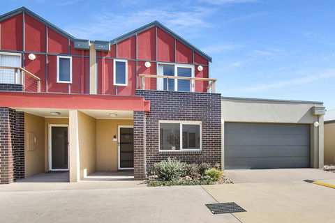 Apartments On Church - Unit 7 - Accommodation BNB 0