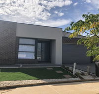 Apple House Tarneit North - Accommodation BNB