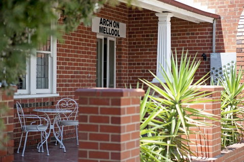 Arch On Mellool - Accommodation BNB 1