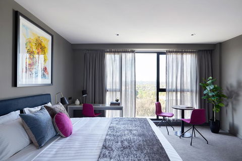 Art Series - The Chen - Accommodation BNB 3