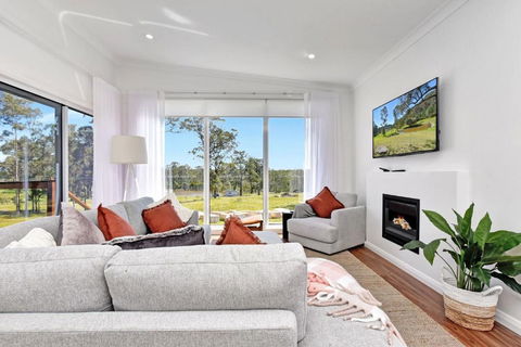 Magpie Two - Two For Joy Estate - Accommodation BNB 2