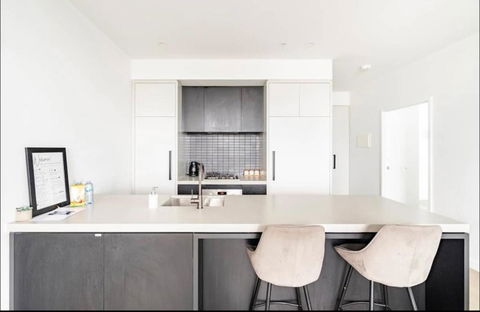 Modern Clayton Apartment Close To Uni And Hospital - Accommodation BNB 3
