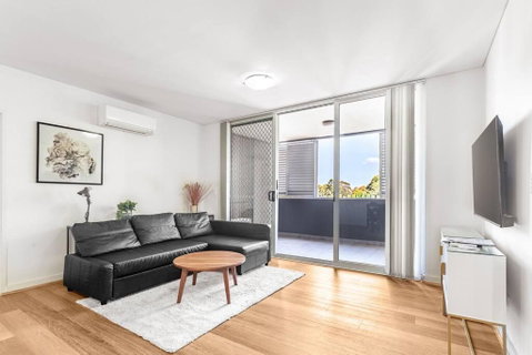 Modern Luxury 3 Bedrm Apt Close To Parramatta, CBD - Accommodation BNB 0