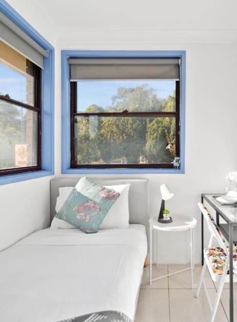 Modern Single Room - Nearby Stations & Eateries - Shared Bathroom - Accommodation BNB 3