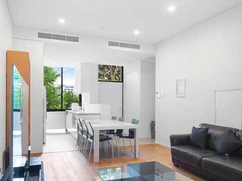 Modern Split Level 2Bed With Pool - Accommodation BNB 0