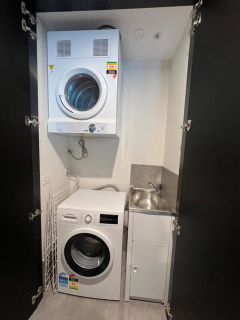 New Modern 1BR Apt Near Dickson - Accommodation BNB 2