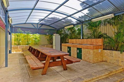 Mountway Holiday Apartments - Accommodation BNB 3