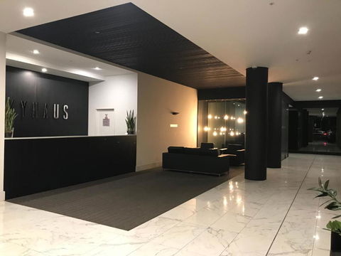 New Luxurious Skyview 2Bedroom Apartment Liverpool - Accommodation BNB 0