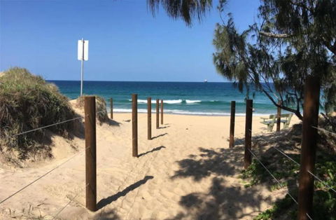 NEW Upmarket OCEAN 3Bed 2Bath Unit - 250m 2 BUDDINA BEACH! - Accommodation BNB 2